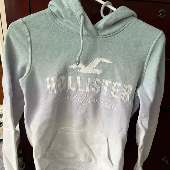 Holister multi colour hoodie - Picture 2 of 3